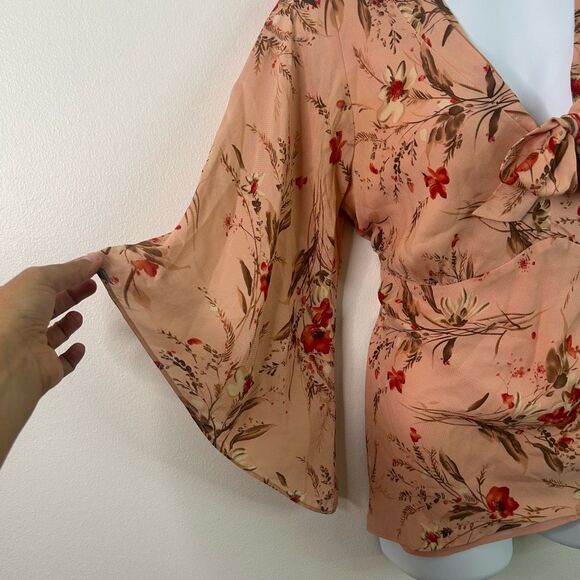 Ann Taylor LOFT 100% Silk Babydoll Top 8 Y2K Fairy Romantic Bell Sleeve V-Neck - Picture 3 of 10